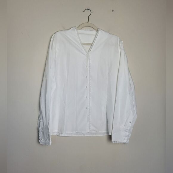 White Collarless Blouse Lace Pearl Button English Countryside Pioneer Victorian - Picture 4 of 7